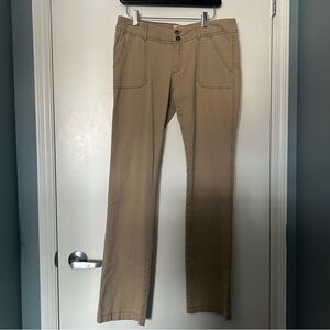 Hollister Stretch Y2K Tan Low-rise Slim Straight-Leg Tall Fit Patch Pocket Pants